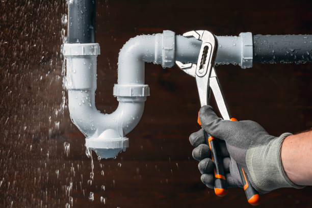 Professional Leak Detection technician working in West Harrison, IN